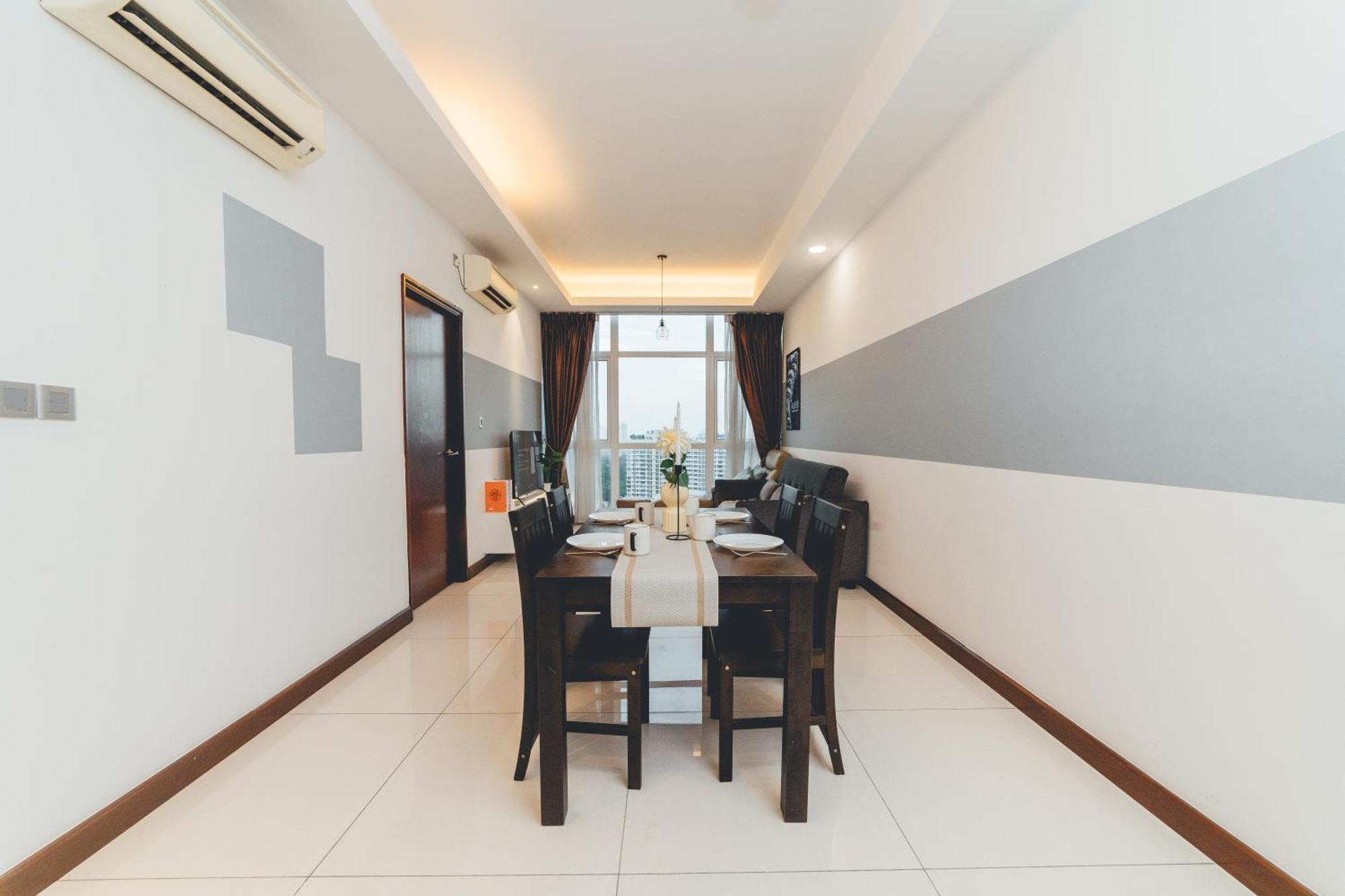 Paragon Residence 2Br4Pax Sleek Stay Nr Ciq Midvalley By Our Stay Τζόχορ Μπάχρου Εξωτερικό φωτογραφία